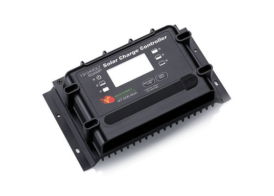Хорошая цена Дигитальный контроллер солнечной зарядки 60A PWM 12V 24V с дистанционным дисплеем онлайн